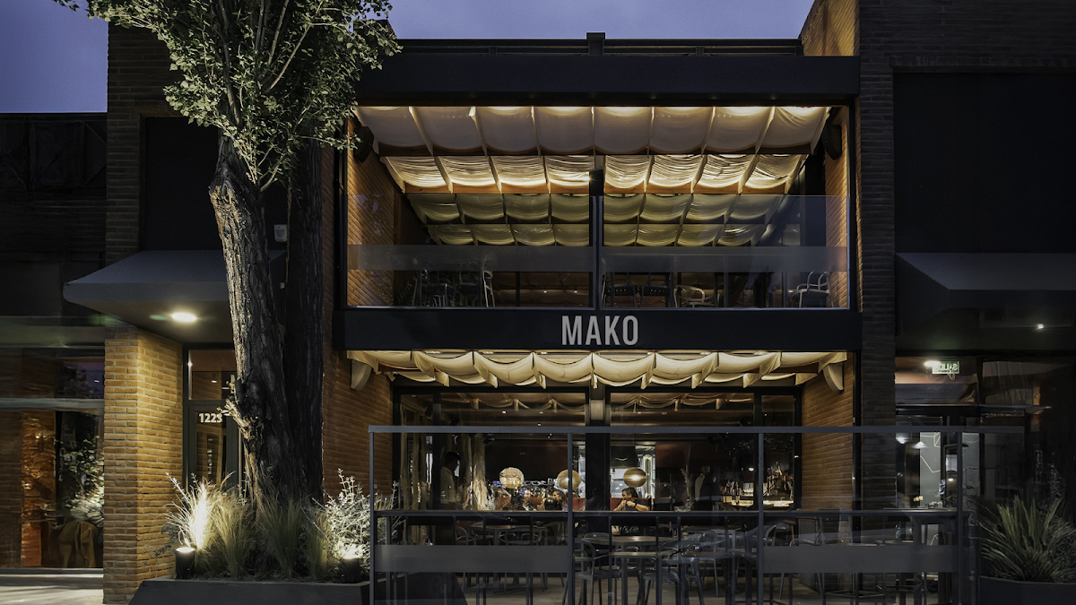 Mako Fuegos Y Vinos Restaurante